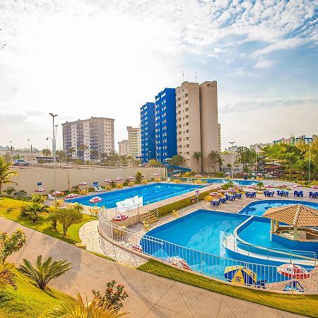 Golden Dolphin Express - Viva Ferias Apartman Caldas Novas Kültér fotó